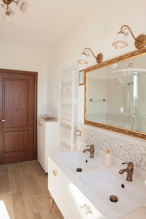 B&B L' Antica Fonte Spinetoli Εξωτερικό φωτογραφία