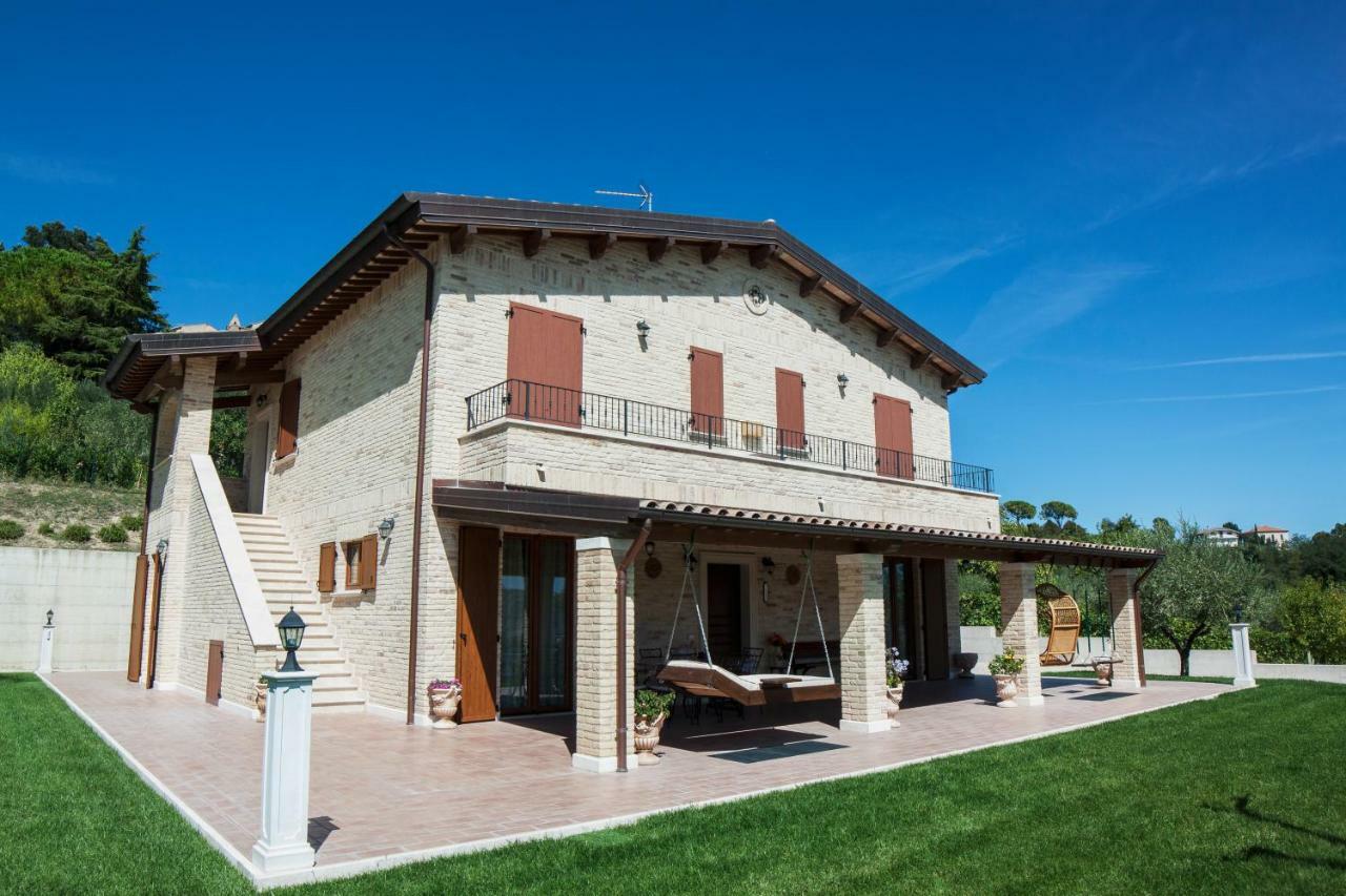 B&B L' Antica Fonte Spinetoli Εξωτερικό φωτογραφία