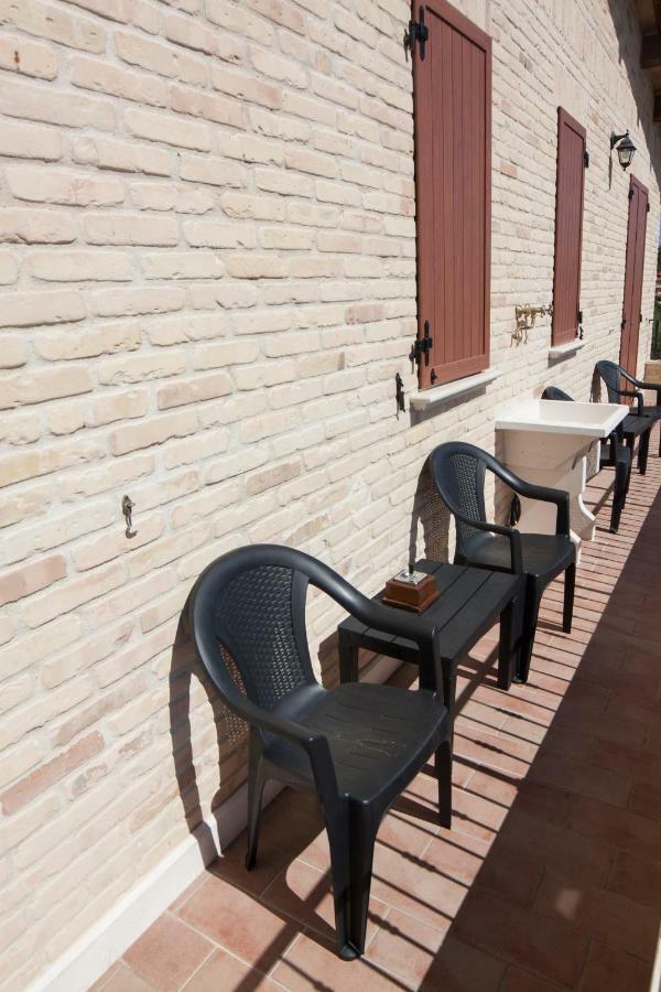 B&B L' Antica Fonte Spinetoli Εξωτερικό φωτογραφία